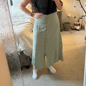 BOOHOO Sage Midi Skirt - US Size 8